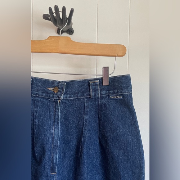 Calvin Klein Pencil Skirt with Pockets. Vintage 14 (29-30) - Picture 4 of 8